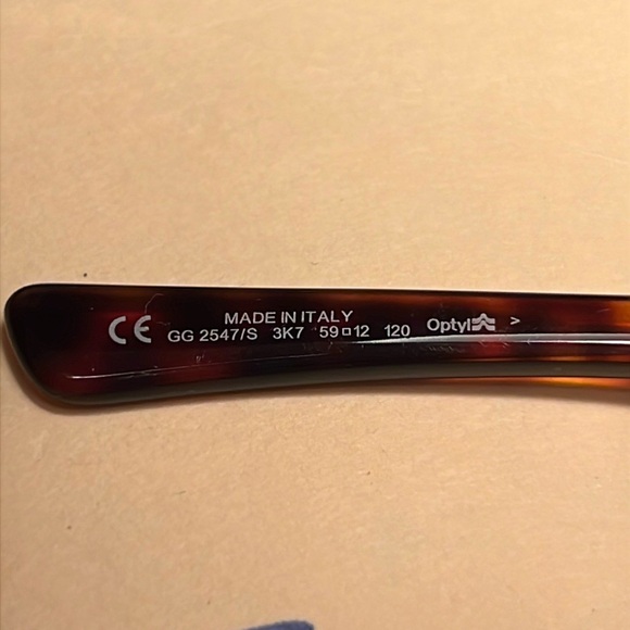 Gucci 2547/S Women’s Tortoise Frame Sunglasses